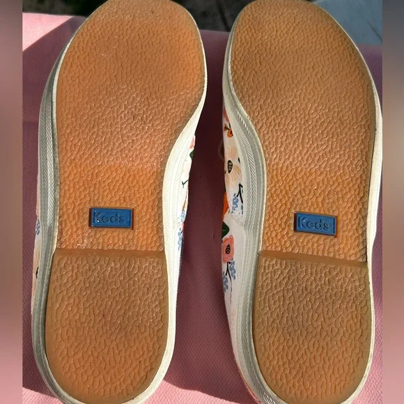 Rifle Paper Company Keds in the Lively Floral design Size 7.5 - Picture 12 of 14